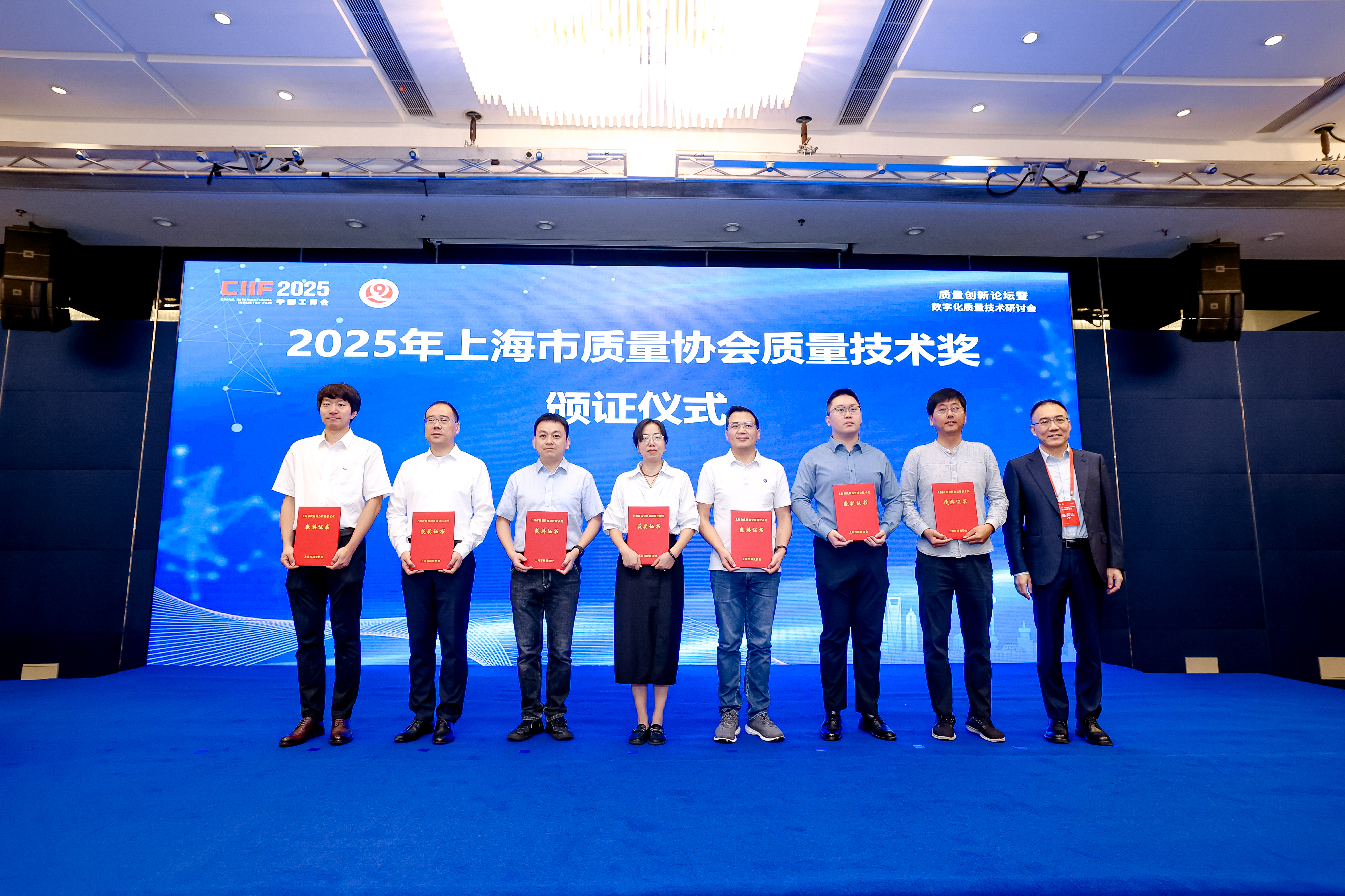 1f5cb2f95550ac537667c78c1941edfd_origin(1).jpg