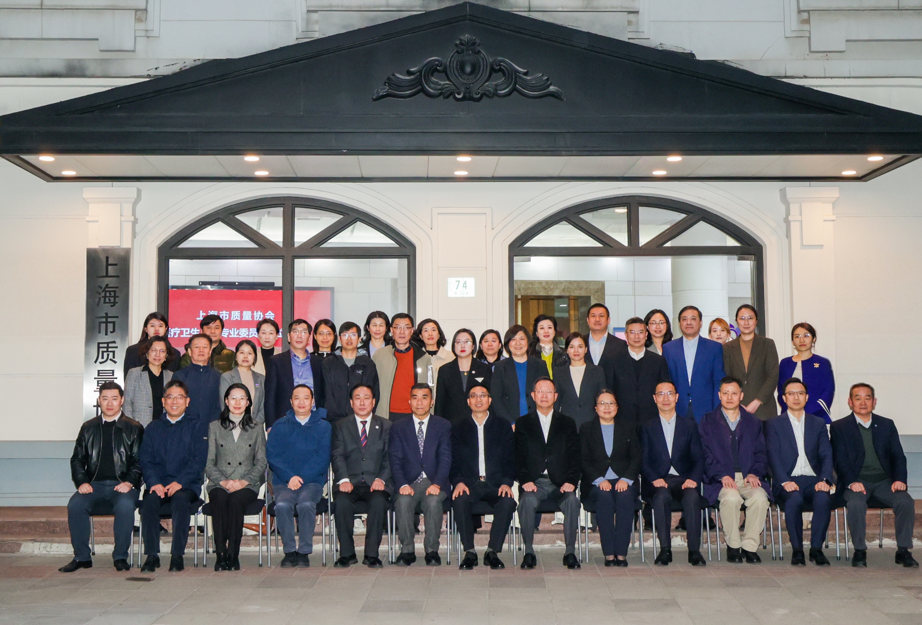 770317519.jpg 770317519.jpg